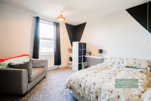 Photo 32- click for photo gallery